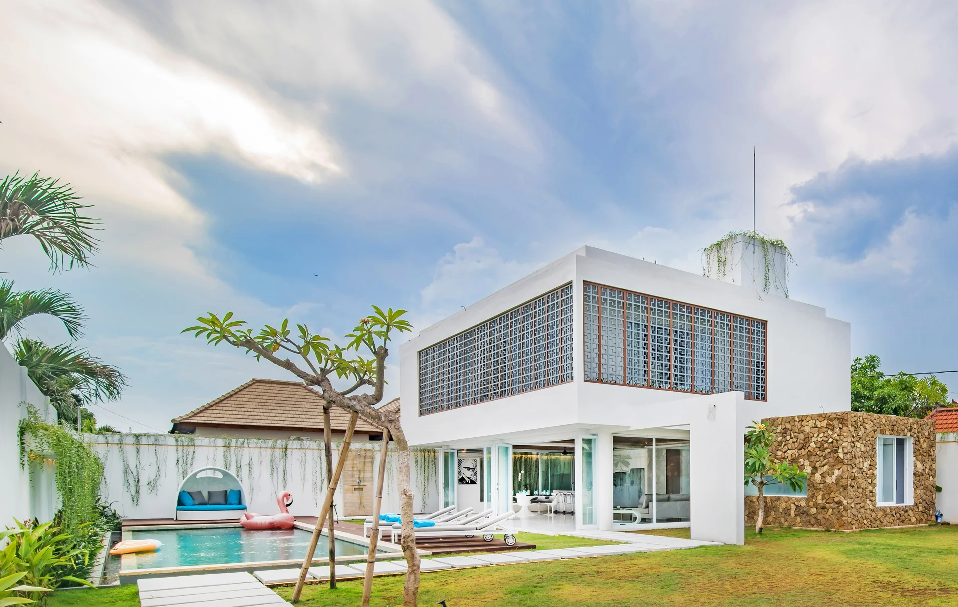 Villa Kamag — project gallery image 05, Beni Sabara architect